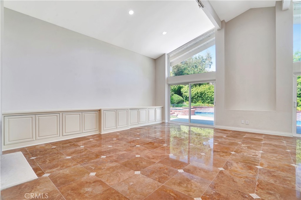23415 Park Hacienda