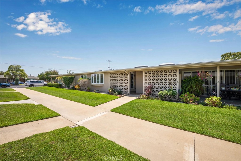 13350 St. Andrews Drive 68E M12