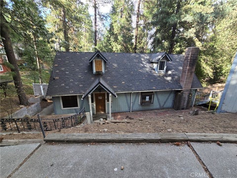 Photo of 22650 Crest Forest DR, Crestline, CA 92325 (MLS # CV26189636)