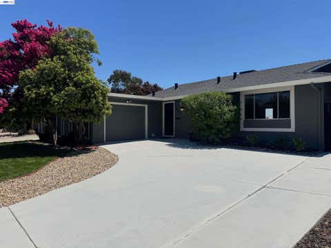 Photo of 1035 Marigold Rd RD, Livermore, CA 94551 (MLS # 41143961)