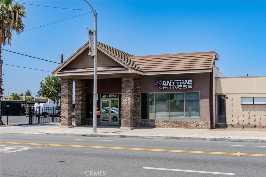 215 S Citrus Avenue