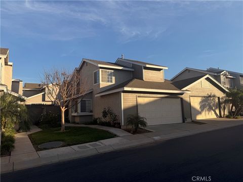 Photo of 863 Encino Pl, Corona, CA 92882 (MLS # DW26063759)