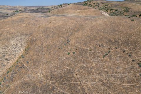 Tiny photo for 0 Gillis Canyon Road, Shandon, CA 93461 (MLS # SC25110320)