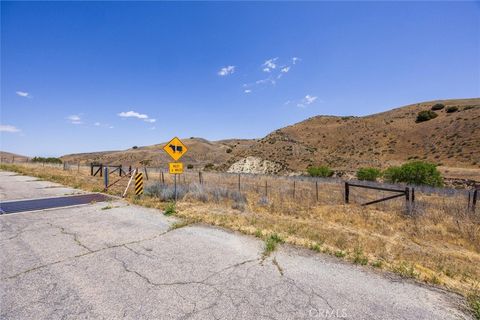 Tiny photo for 0 Gillis Canyon Road, Shandon, CA 93461 (MLS # SC25110320)