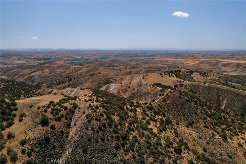 Tiny photo for 0 Gillis Canyon Road, Shandon, CA 93461 (MLS # SC25110320)