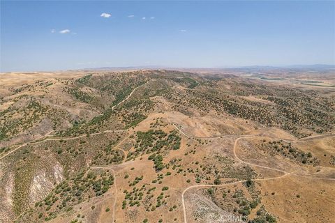 Tiny photo for 0 Gillis Canyon Road, Shandon, CA 93461 (MLS # SC25110320)