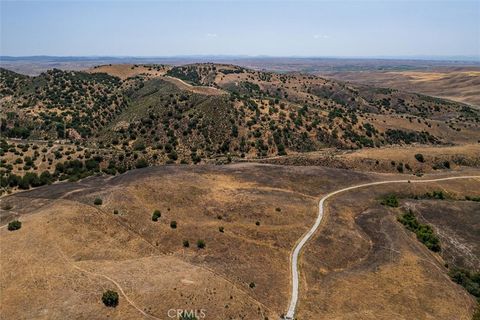 Tiny photo for 0 Gillis Canyon Road, Shandon, CA 93461 (MLS # SC25110320)