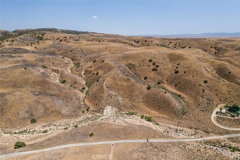 Tiny photo for 0 Gillis Canyon Road, Shandon, CA 93461 (MLS # SC25110320)