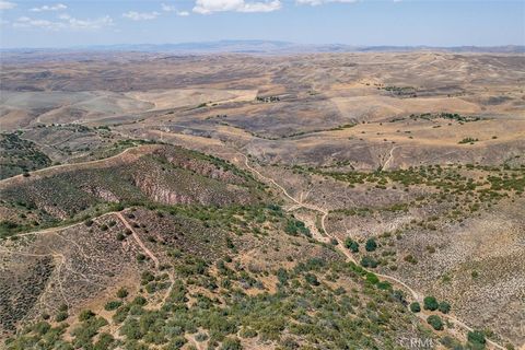 Tiny photo for 0 Gillis Canyon Road, Shandon, CA 93461 (MLS # SC25110320)