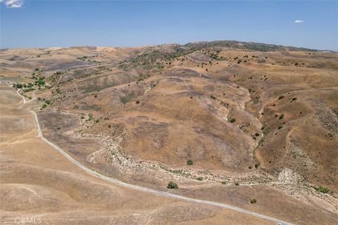 Tiny photo for 0 Gillis Canyon Road, Shandon, CA 93461 (MLS # SC25110320)