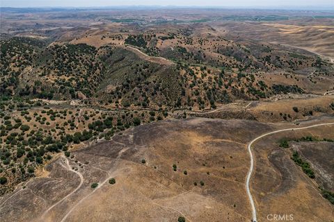 Tiny photo for 0 Gillis Canyon Road, Shandon, CA 93461 (MLS # SC25110320)