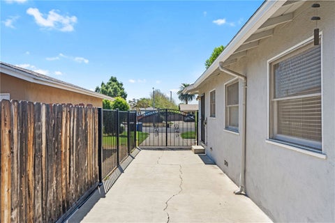 Tiny photo for 5433 Rochester Street, Riverside, CA 92504 (MLS # IV26199374)