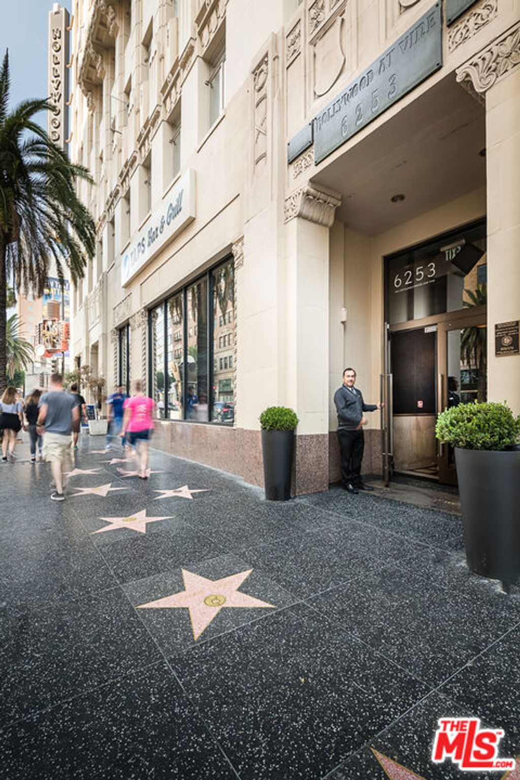 Photo of 6253 Hollywood Boulevard #1202, Los Angeles, CA 90028 (MLS # 26700481)