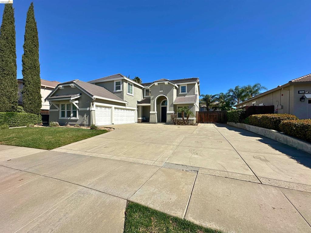 Photo of 1788 Moreau Way, Brentwood, CA 94513 (MLS # 41146468)