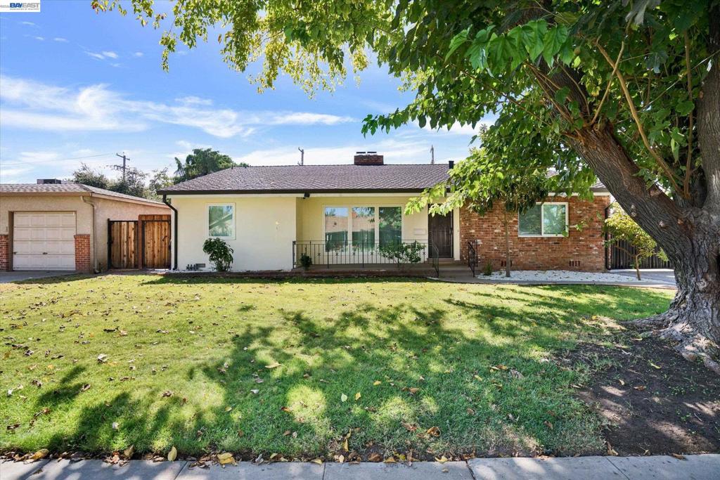 456 Hollywood Ave
