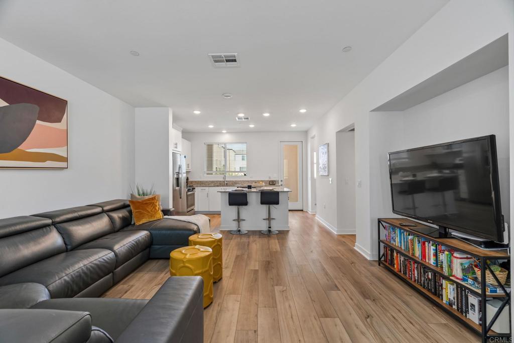 5460 shorefront Drive 138