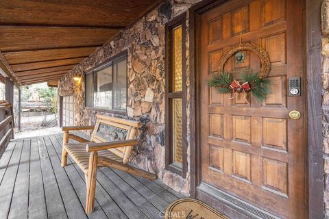 Photo of 170 N Eureka Drive, Big Bear Lake, CA 92315 (MLS # IG26116045)
