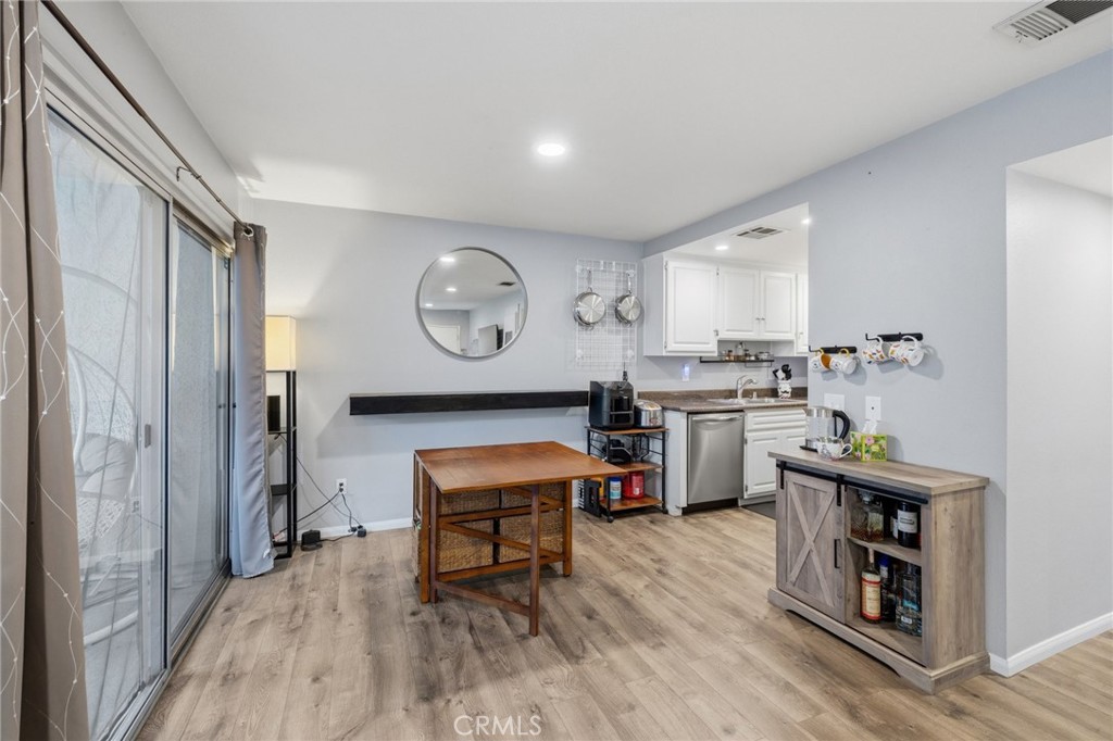 1346 E Hillcrest 40