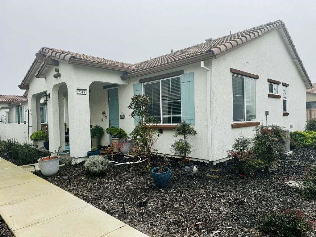 Photo of 2318 2318 Rustic Oak LN Ln, Rio Vista, CA 94571 (MLS # 41123187)