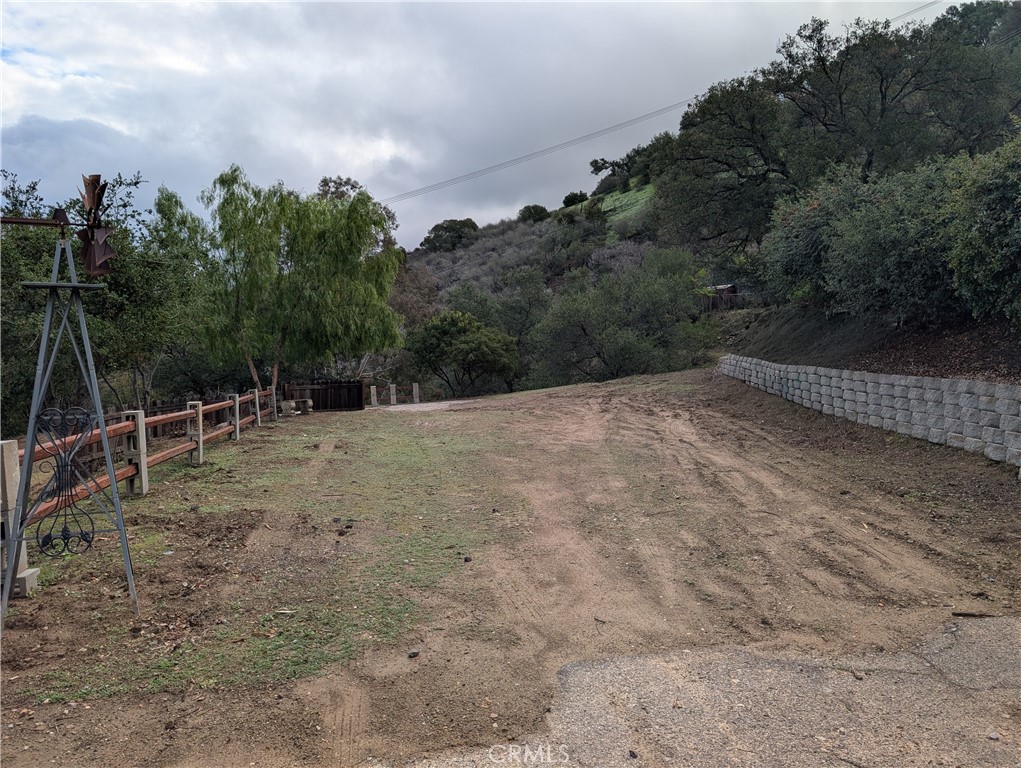 1087 LOMA Lane