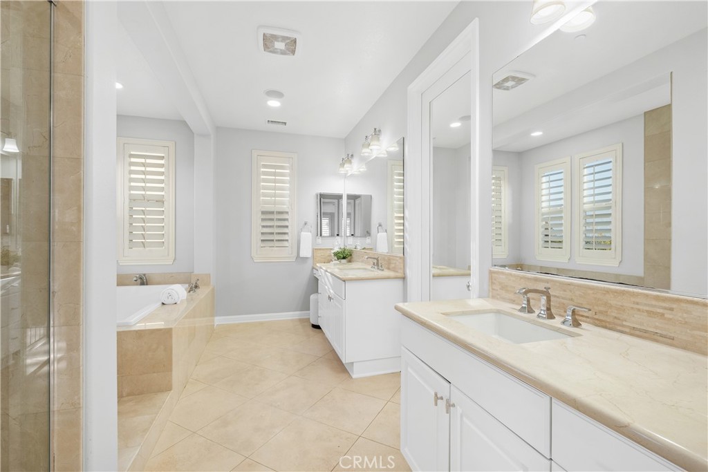 Knolls (KNOL) - Residential