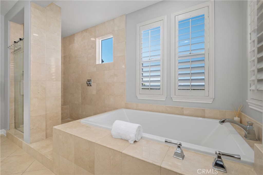 Knolls (KNOL) - Residential