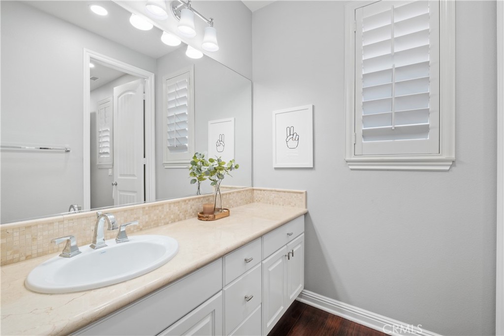 Knolls (KNOL) - Residential