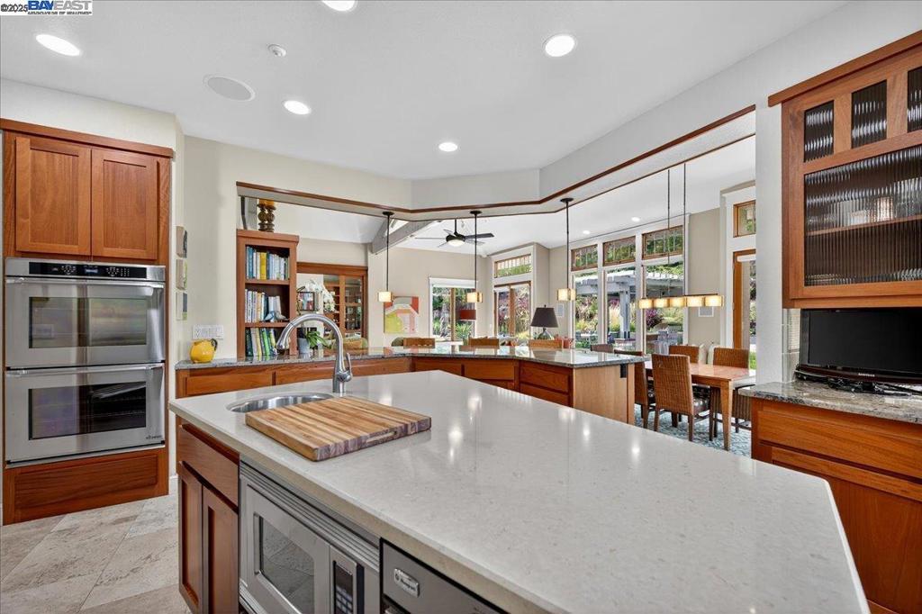 RUBY HILL - Residential