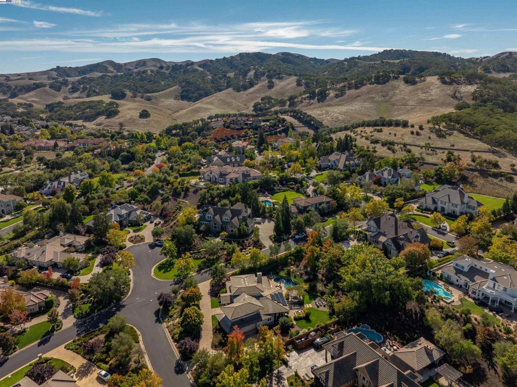 RUBY HILL - Residential