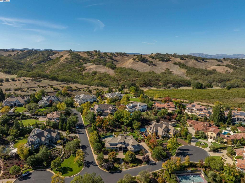 RUBY HILL - Residential