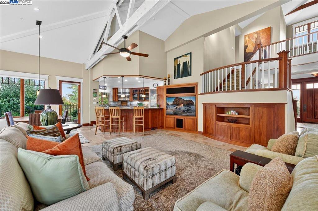 RUBY HILL - Residential