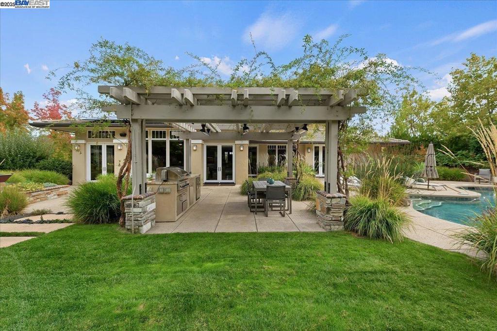 RUBY HILL - Residential