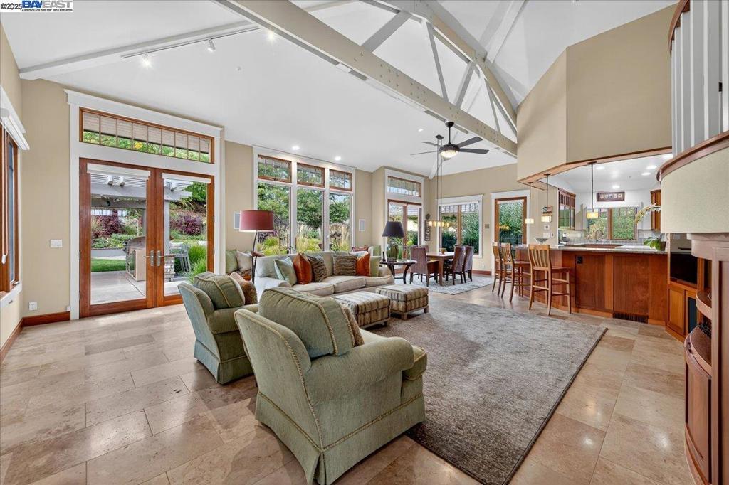 RUBY HILL - Residential