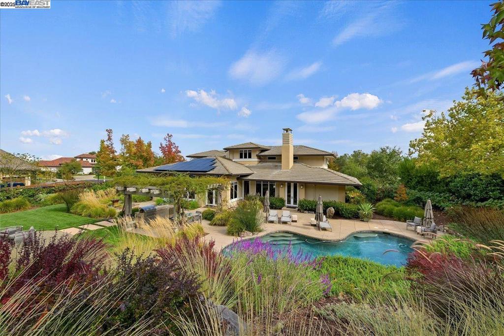 RUBY HILL - Residential