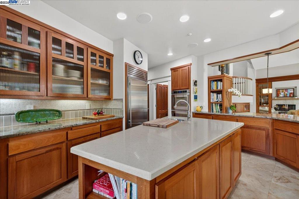 RUBY HILL - Residential