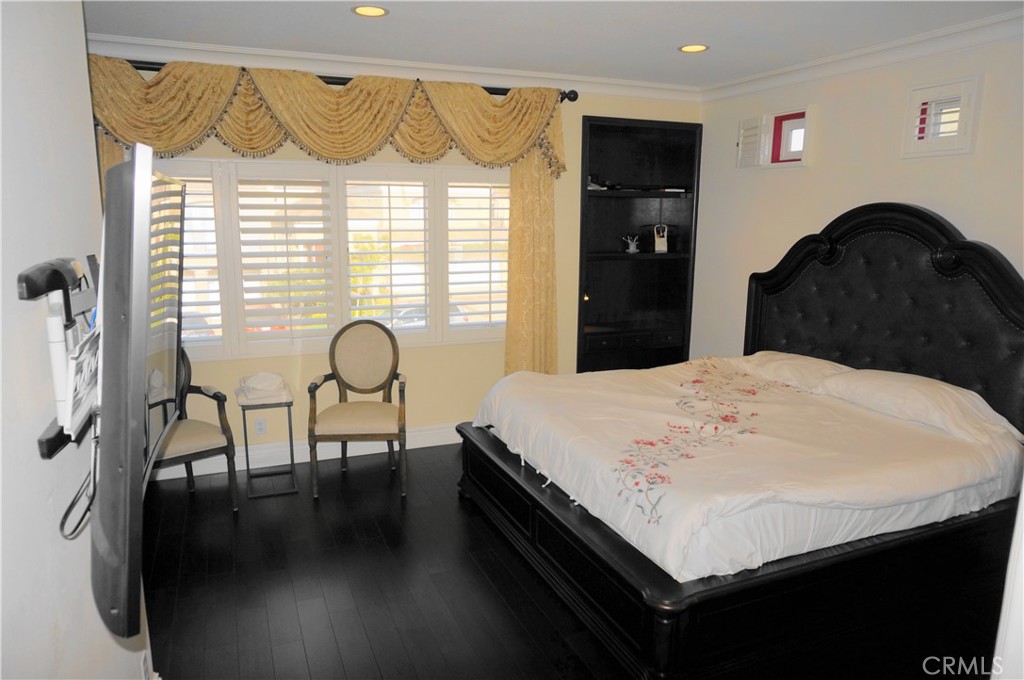 Huntington Seacliff (HSEA) - Residential Lease