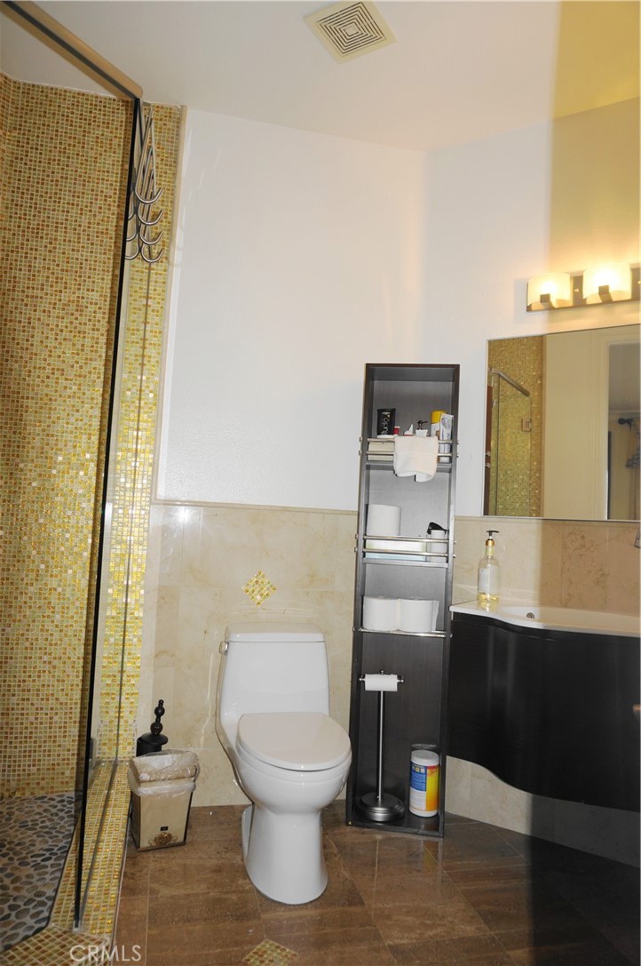 Huntington Seacliff (HSEA) - Residential Lease