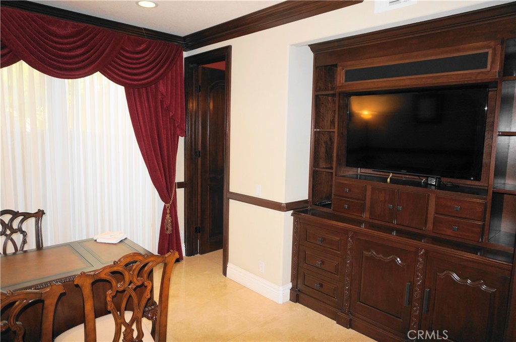 Huntington Seacliff (HSEA) - Residential Lease
