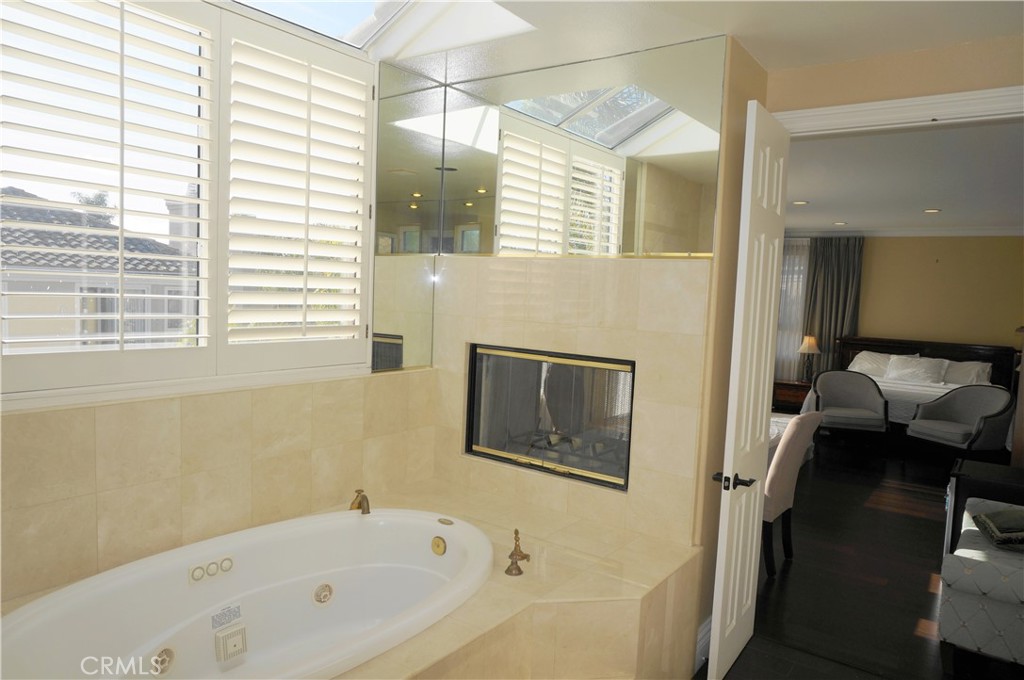 Huntington Seacliff (HSEA) - Residential Lease