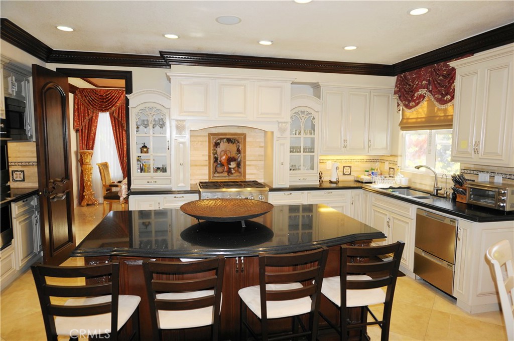 Huntington Seacliff (HSEA) - Residential Lease