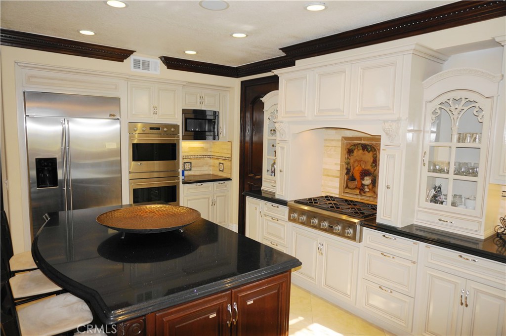 Huntington Seacliff (HSEA) - Residential Lease