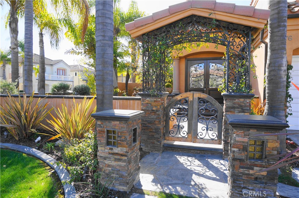 Huntington Seacliff (HSEA) - Residential Lease
