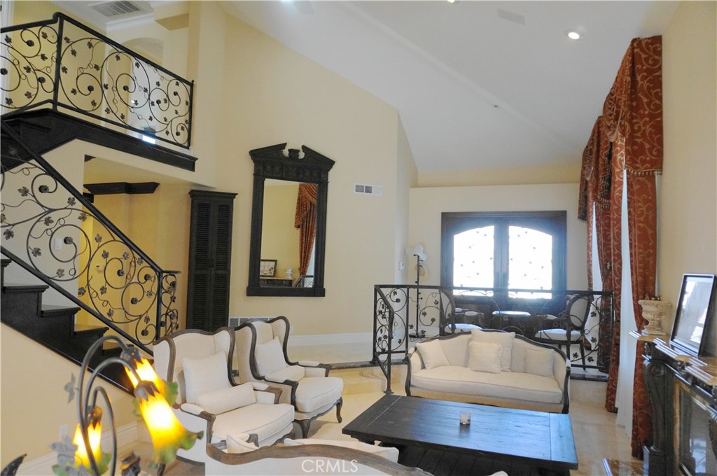 Huntington Seacliff (HSEA) - Residential Lease