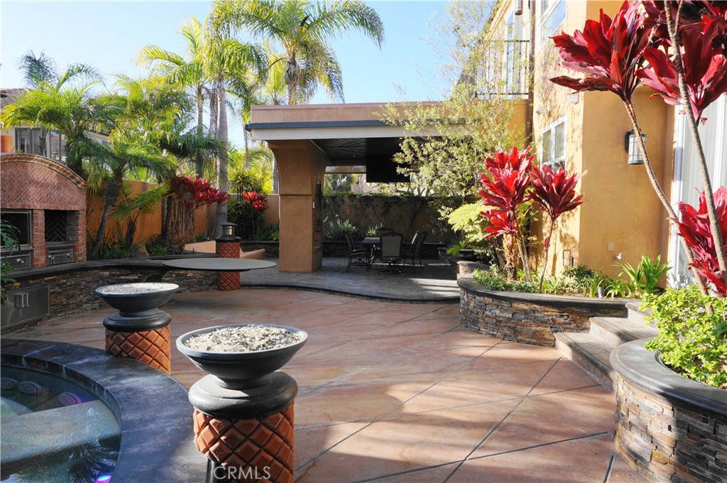 Huntington Seacliff (HSEA) - Residential Lease