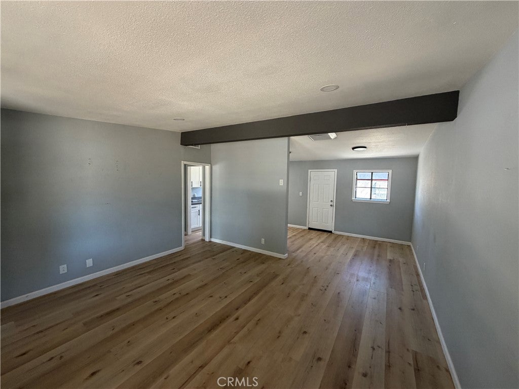 1047 W Avenue H6