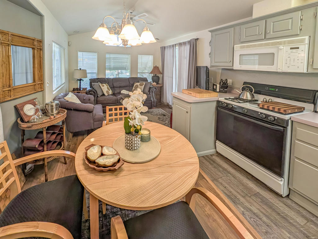 Not Applicable-1 - Manufactured In Park