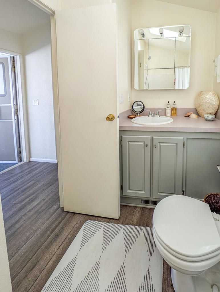 Not Applicable-1 - Manufactured In Park