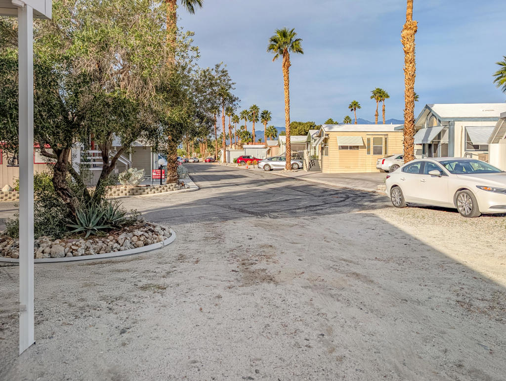 Not Applicable-1 - Manufactured In Park