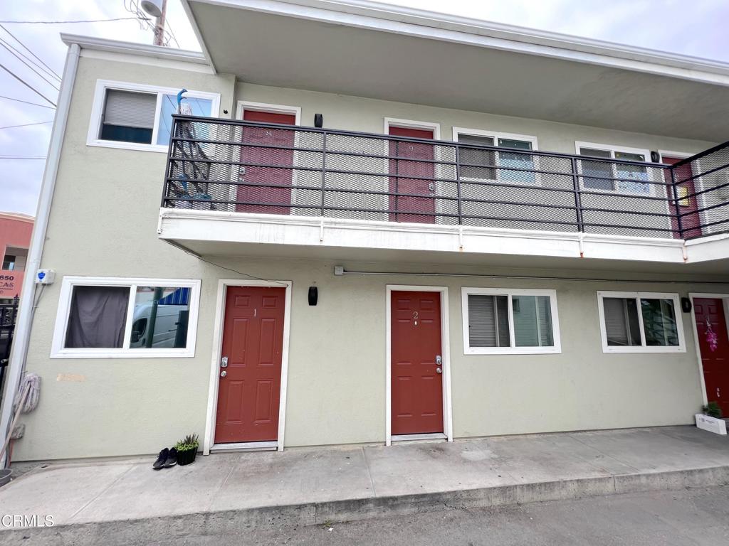 633 meta Street
