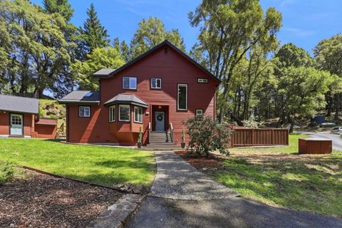 Photo of 175 Westdale Drive, Santa Cruz, CA 95060 (MLS # ML82042723)